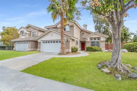 Exterior - 975 Solano, Corona, CA 92882 photo 3 of 11