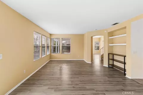 Living - 975 Solano, Corona, CA 92882 photo 9 of 9