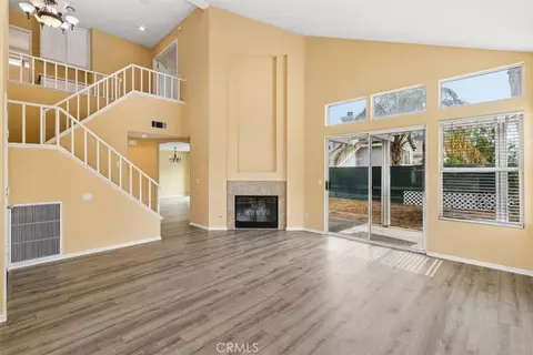 Living - 975 Solano, Corona, CA 92882 photo 5 of 9