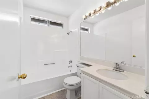 Bath - 975 Solano, Corona, CA 92882 photo 3 of 4