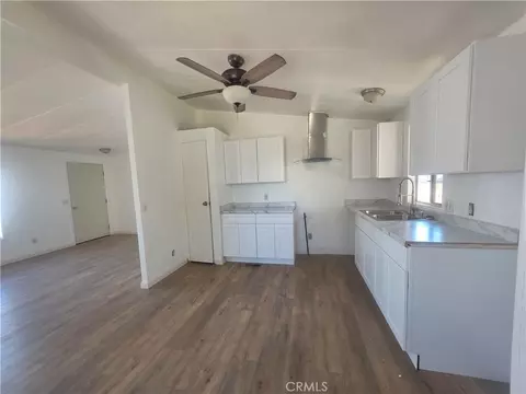 80 E Dawes #3, Perris, CA 92571 photo 5