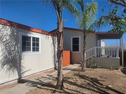 80 E Dawes #3, Perris, CA 92571 photo 2