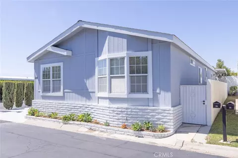 23301 Ridge Rte #24, Laguna Hills, CA 92653