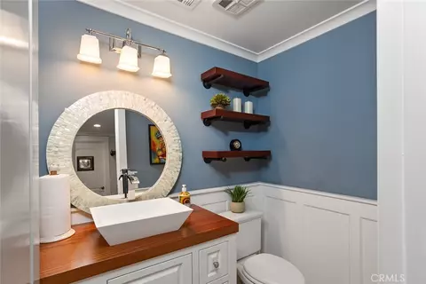 Bath - 1310 N Wyeth, Orange, CA 92867 photo 2 of 3