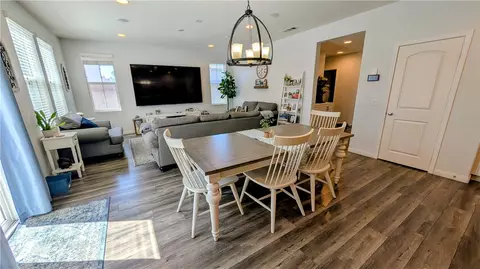 Dining - 5757 Marabe, Riverside, CA 92505 photo 3 of 3