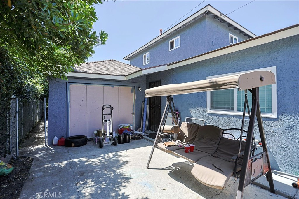 Exterior - 13861 Pine St, Westminster, CA 92683 photo 12 of 16