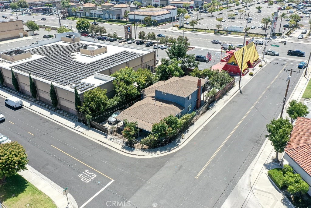 View/Area - 13861 Pine St, Westminster, CA 92683 photo 2 of 8