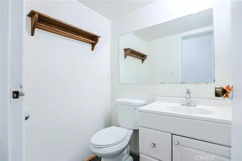 Bath - 13861 Pine St, Westminster, CA 92683 photo 8 of 8