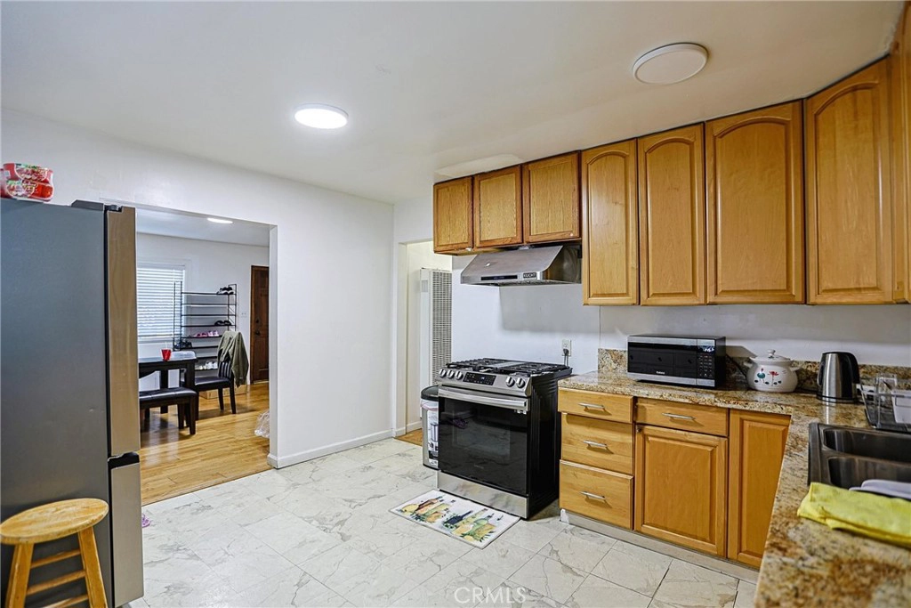 Kitchen - 13861 Pine St, Westminster, CA 92683 photo 1 of 1