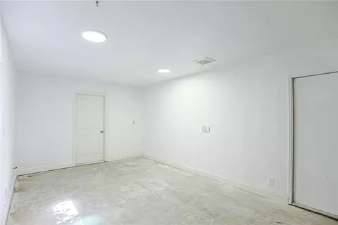 Bedroom - 13861 Pine St, Westminster, CA 92683 photo 9 of 9