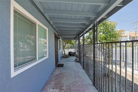 Exterior - 13861 Pine St, Westminster, CA 92683 photo 8 of 15