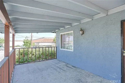 Exterior - 13861 Pine St, Westminster, CA 92683 photo 12 of 15