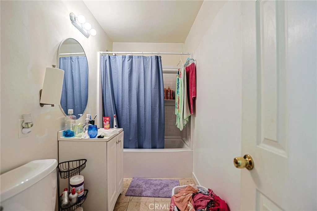 Bath - 13861 Pine St, Westminster, CA 92683 photo 2 of 2