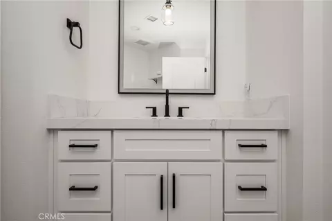 Bath - 402 Rockefeller #315, Irvine, CA 92612 photo 2 of 6