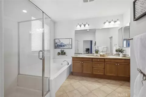 Bath - 49 Trade Wind, Tustin, CA 92782 photo 1 of 3