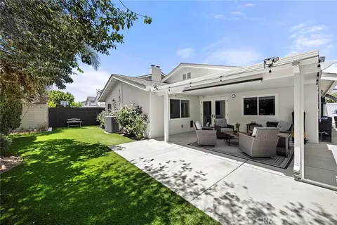 Exterior - 7886 E Cramer St, Long Beach, CA 90808 photo 3 of 3