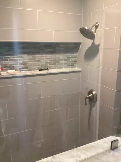 Bath - 1270 Halifax, Riverside, CA 92506 photo 2 of 2