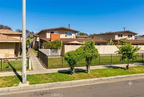1609 Cedar, Santa Ana, CA 92707
