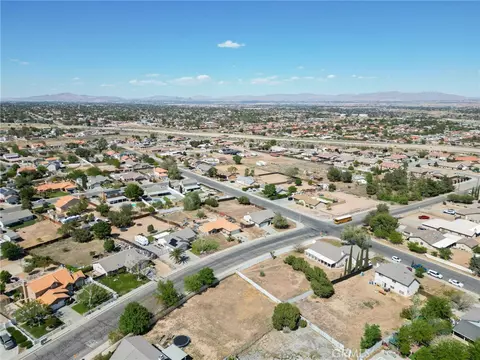 6920 11th, Hesperia, CA 92345 photo 22