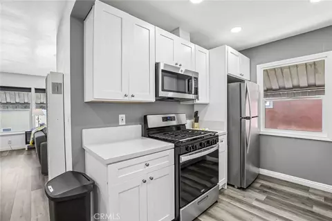 Kitchen - 1036 E 2nd St #11, Long Beach, CA 90802 photo 1 of 3