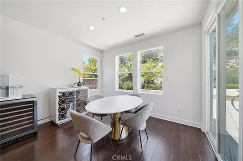 Dining - 2829 Alamitos Rd, Brea, CA 92821 photo 3 of 7