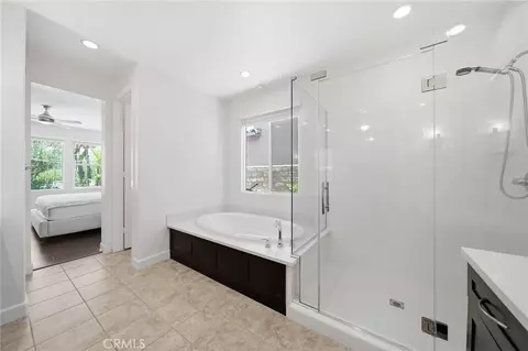 Bath - 2829 Alamitos Rd, Brea, CA 92821 photo 4 of 8
