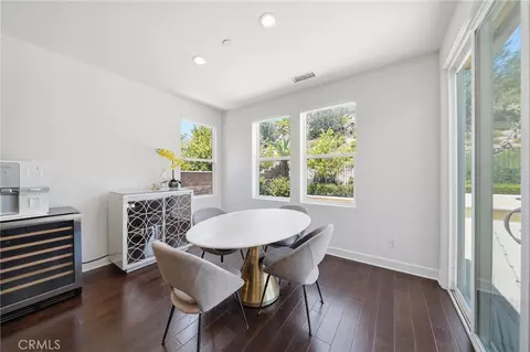 Dining - 2829 Alamitos Rd, Brea, CA 92821 photo 2 of 7