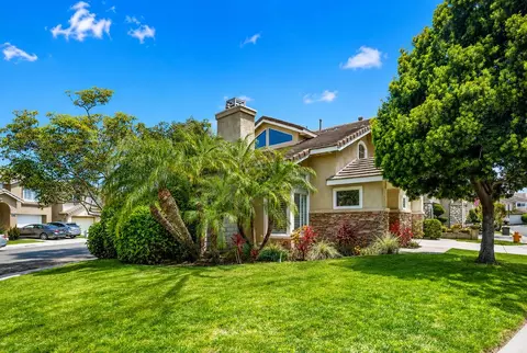 Exterior - 1602 E Autumnridge Ct, Orange, CA 92866 photo 3 of 11
