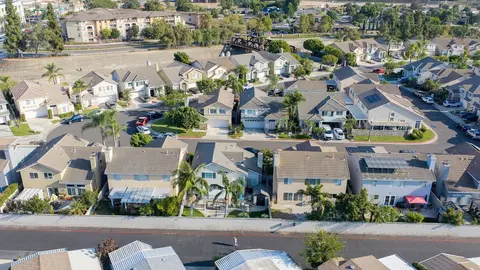 View/Area - 1602 E Autumnridge Ct, Orange, CA 92866 photo 3 of 7