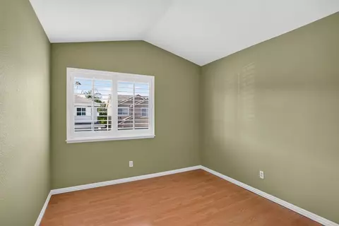 Bedroom - 1602 E Autumnridge Ct, Orange, CA 92866 photo 2 of 5
