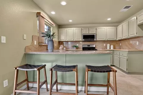 Kitchen - 1602 E Autumnridge Ct, Orange, CA 92866 photo 1 of 4