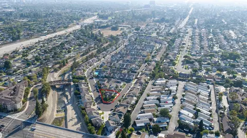 View/Area - 1602 E Autumnridge Ct, Orange, CA 92866 photo 5 of 7