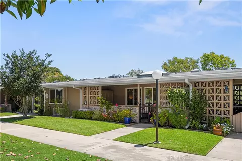 1521 Interlachen #258I, Seal Beach, CA 90740