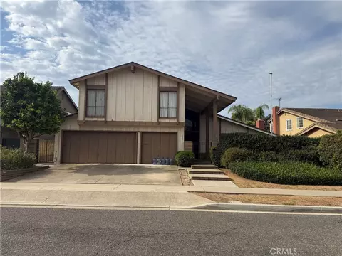 1829 Oriole Dr, Costa Mesa, CA 92626