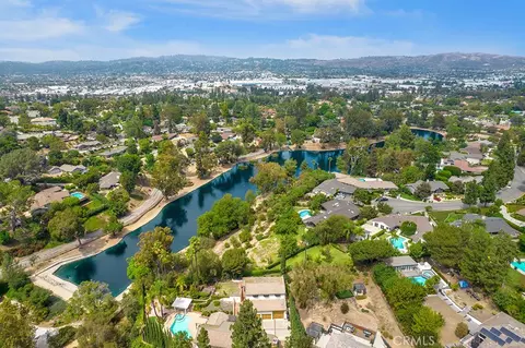 View/Area - 901 Laguna Rd, Fullerton, CA 92835 photo 3 of 5