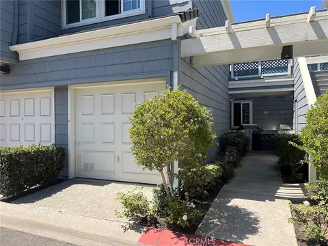 7311 Coho Dr #102, Huntington Beach, CA 92648