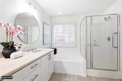 Bath - 102 Millbrook, Irvine, CA 92618 photo 4 of 6