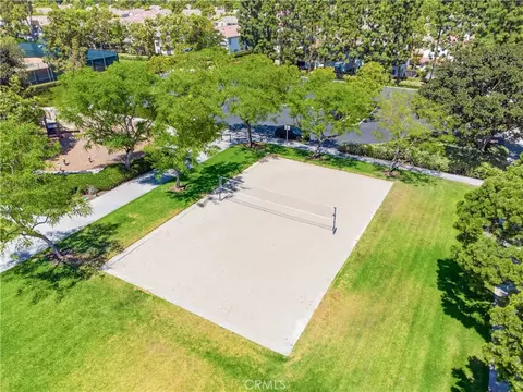View/Area - 102 Millbrook, Irvine, CA 92618 photo 4 of 4