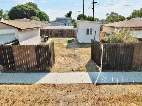 Exterior - 3502 E Allington St, Long Beach, CA 90805 photo 13 of 15