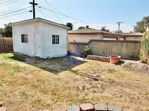 Exterior - 3502 E Allington St, Long Beach, CA 90805 photo 9 of 15