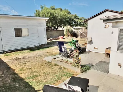 Exterior - 3502 E Allington St, Long Beach, CA 90805 photo 6 of 15