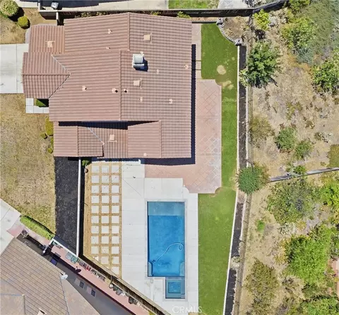 View/Area - 4935 Tuwa Ct, Riverside, CA 92507 photo 3 of 4