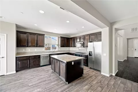 Kitchen - 4935 Tuwa Ct, Riverside, CA 92507 photo 3 of 4