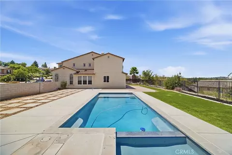 Exterior - 4935 Tuwa Ct, Riverside, CA 92507 photo 5 of 7