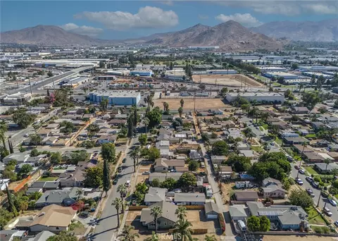 View/Area - 1974 Milton, Riverside, CA 92507 photo 3 of 3