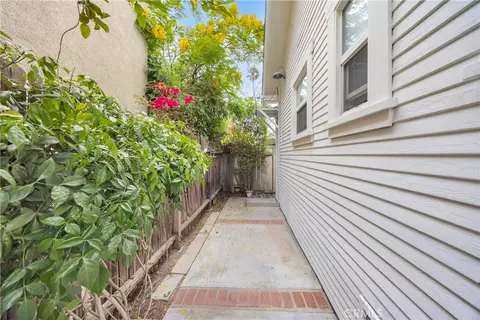 Exterior - 3728 E Colorado, Long Beach, CA 90814 photo 4 of 7
