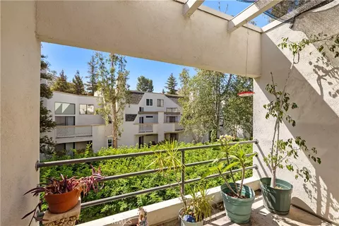 Exterior - 5744 E Creekside #57, Orange, CA 92869 photo 2 of 8