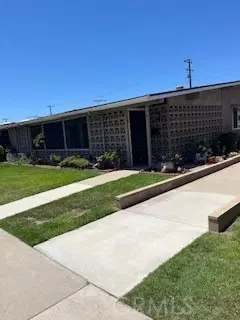 1330 Oakmont Rd M6-144a, Seal Beach, CA 90740
