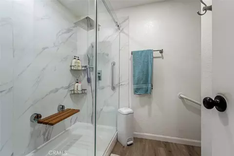 Bath - 242 Pasteur, Placentia, CA 92870 photo 1 of 3