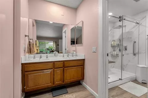Bath - 242 Pasteur, Placentia, CA 92870 photo 3 of 3
